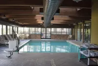 Comfort Inn & Suites Near Lake Guntersville - Swimmingpools