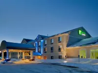 Holiday Inn Express & Suites CADILLAC by IHG - Wifi
