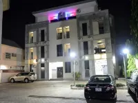 Golphin's Suites Hotels in Awka