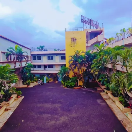 Hotel Royale Heritage