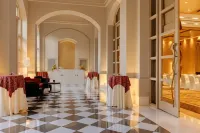 Trident, Gurgaon