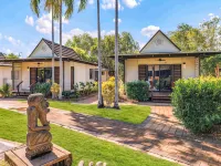 Mercure Darwin Airport Resort - parking