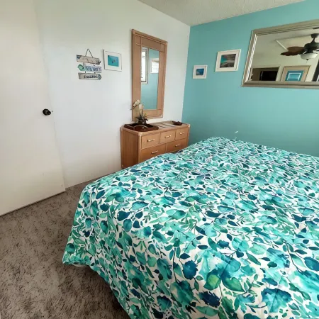 Kanai a Nalu Unit 204 Oceanfront Corner Unit- New Rate for Summer