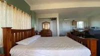 Sky Lodge - parking