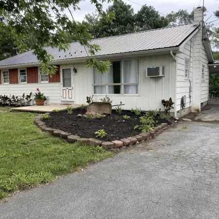 Newly Renovated! Way-Har Farms Guest Cottage