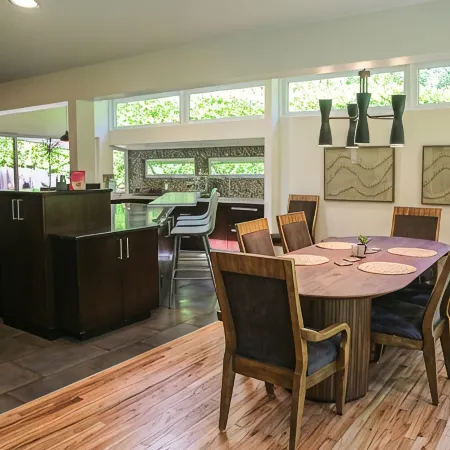 Serene Mid-Century Retreat