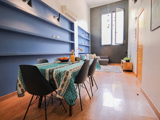 PARK GÜELL GREAT & STYLISH TRIPLEX & PATIO