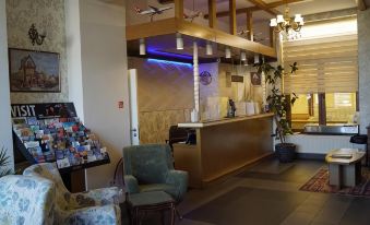 Fly Inn Brussels Airport - Housity