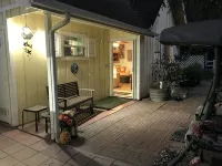 Quiet, Stand-alone Country Granny Cottage near the Village, - Country Houses