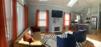 Sunny Modern Huge 3 bed 2 bath, 15 mins to downton NYC - 2-Star