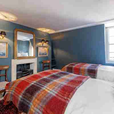 A Luxury Stylish Regency Apartment in the heart of Bath Rooms