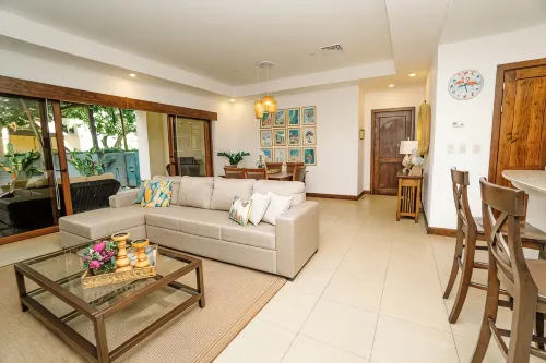 Dream Beach Stay- Spacious 3BR Condo at Playa Hermosa! Cocos & Corales! - 4-Sterne