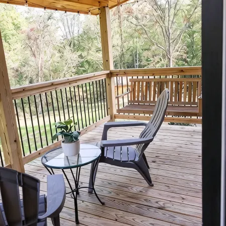 New! Cozy 4 Guest Cabin in Damascus! Pet Friendly!