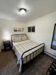 Cozy 2-bedroom with WiFi, Aurora viewing, central location in Fairbanks - 3-Star