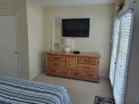 Lake front cottage with dock - 3-Star