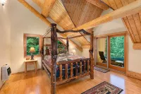 Lake front Lodge on Lake Swift - Homestays