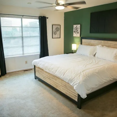 Broken Arrow Home -Cozy Design, Family Friendly