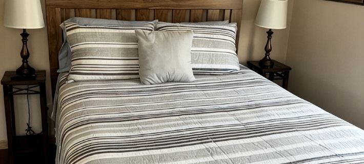 Enjoy a relaxing getaway on Prairie Lake in Cameron, WI Hotels in Barron County