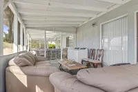 Charming 5 bedroom with a putting green - WiFi