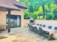 Vacation home (up to 15 pers, sauna, 7 rooms, 6 bathrooms, dogs allowed, garage - Villas