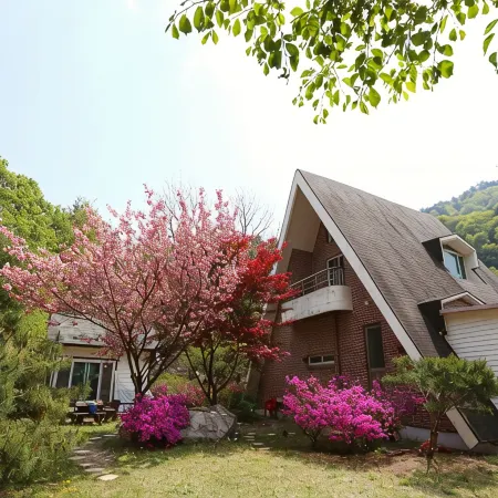 Gangneung Jeongmyeongsu Pension Отели рядом с достопримечательностью «Музей кофе»