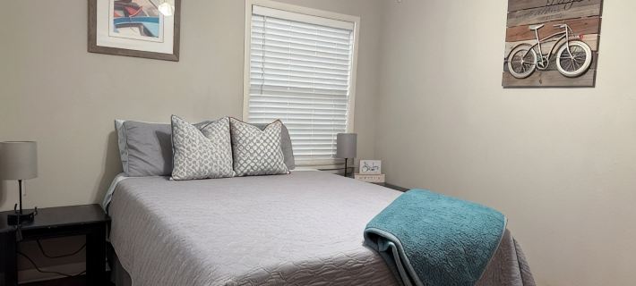The Glad House 4bedrms 2 bath! Hotels in Cherokee County
