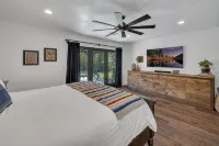 Private gated home, pool/hot tub, bbq, beach, families, summer vacation. - Pools