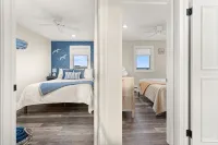 • Oceanside condo ON Hampton Beach • - 4-Star