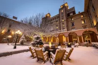 Hotel Colorado - parking