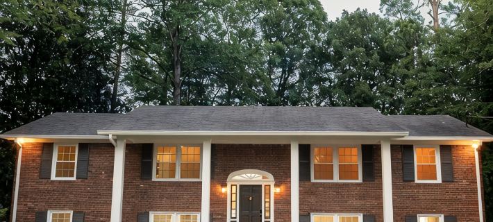 Spacious 6 bedroom home near Downtown Macon! Ξενοδοχεία στην πόλη Macon
