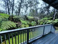 Hale Malie - a peaceful rainforest retreat minutes from Volcano National Park! - Tiny houses