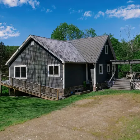 Beautiful 6 bedroom Ellicottville Chalet