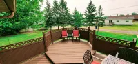 Spacious family home with quick & easy access to outdoor trails. - 3-Star