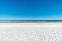 "Just Beachy" ~ Luxurious Beach Home w/Pool/Spa! - 무료 와이파이