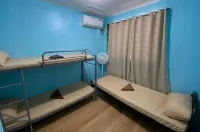 Caleb Homestay (3BR Townhouse with AC in 2 bedrooms) - 2星級