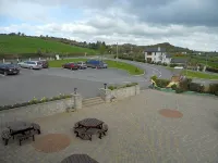 Rhu Glenn Hotel - Parking