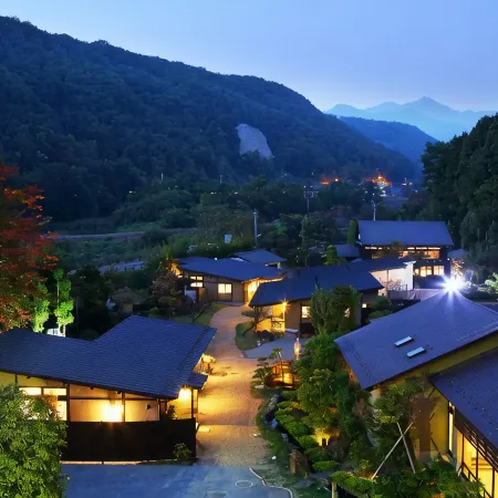 Fuefukigawa Onsen Zabou
