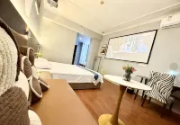 Shiguangli Homestay (Modian Tuojie Plaza) - balcony