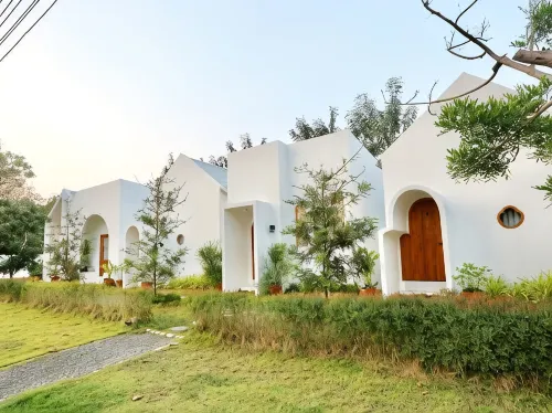 Guts House - albergo