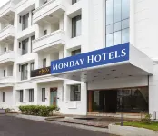 Monday Hotels Mahape - 3-Star
