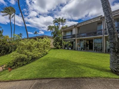 Maui Beauty ~ Tropical Napili Bay Lahaina 1Br King~ Condo for 3~ Kitchen ~ AC!!!