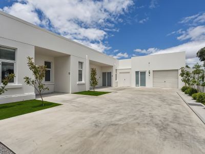 Aloha Central Platinum Apartments