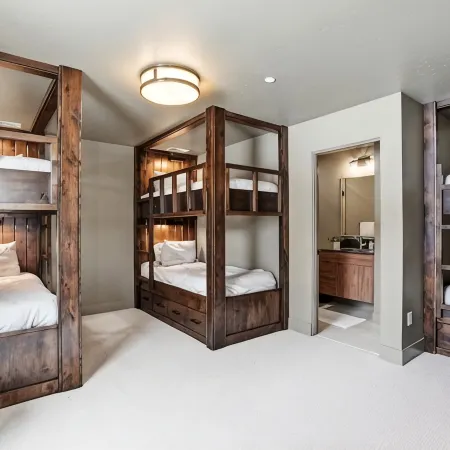 Brundage 4BR • Bunk Room • Mountain Retreat