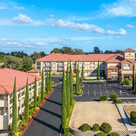 La Quinta Inn & Suites by Wyndham Paso Robles