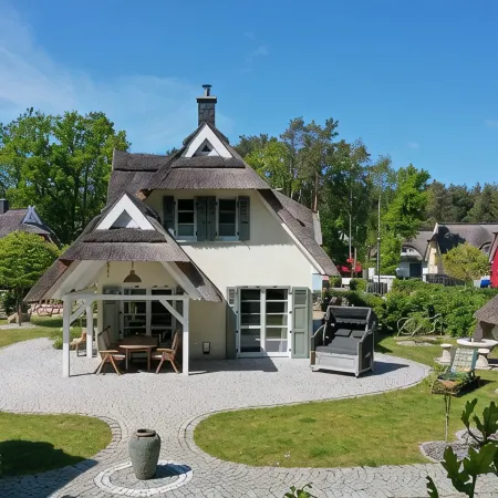 Vacation home "Zeitlos": office, sauna, fireplace up to 6 persons - in 350m beach & Bodden
