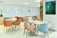 Zenao Appart'hôtels Suresnes - breakfast