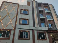 Hotel Aastha Shree Dham - Balkoner