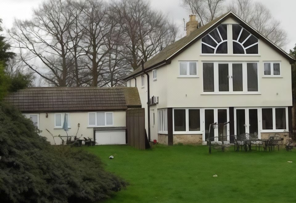 The Brambles B&B - Housity