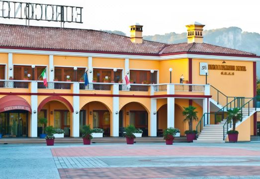 호텔 유로콩그레시