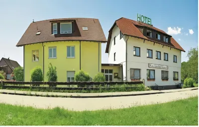Hotel Zum Goldenen Wagen Hôtels à : Schopfheim